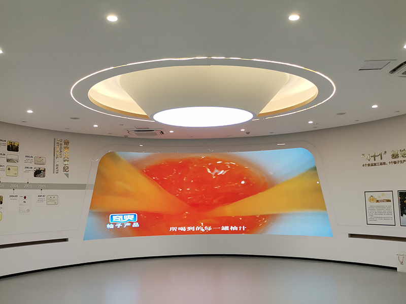led格柵屏和led顯示屏一樣嗎?